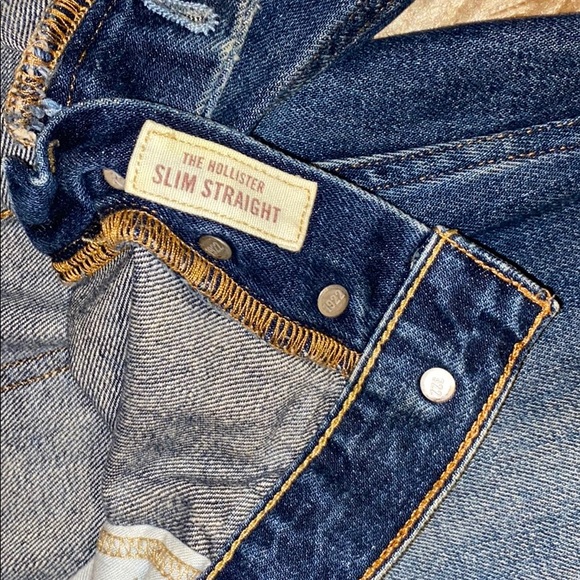 Hollisters Jeans with w34 x 32L - Picture 5 of 7